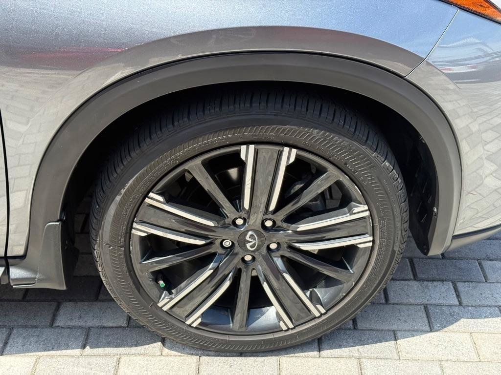 Used 2021 INFINITI QX50 Luxe w/ Appearance Package AWD/4WD image 43