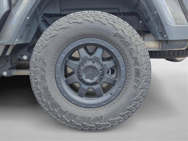 Used 2022 Jeep Gladiator Sport AWD/4WD image 13