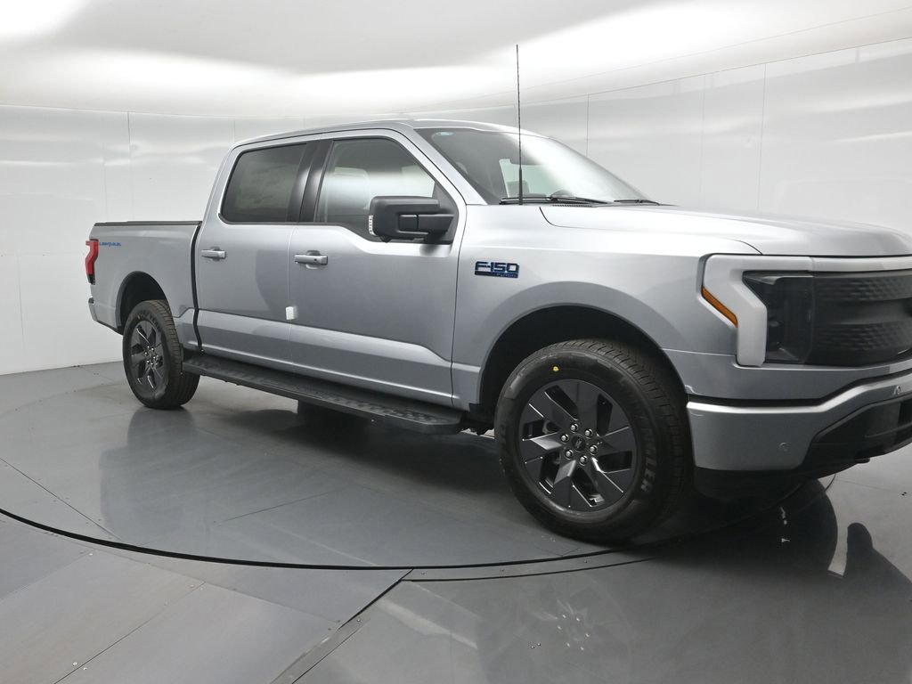 New 2025 Ford F150 Lightning Flash AWD/4WD image 24