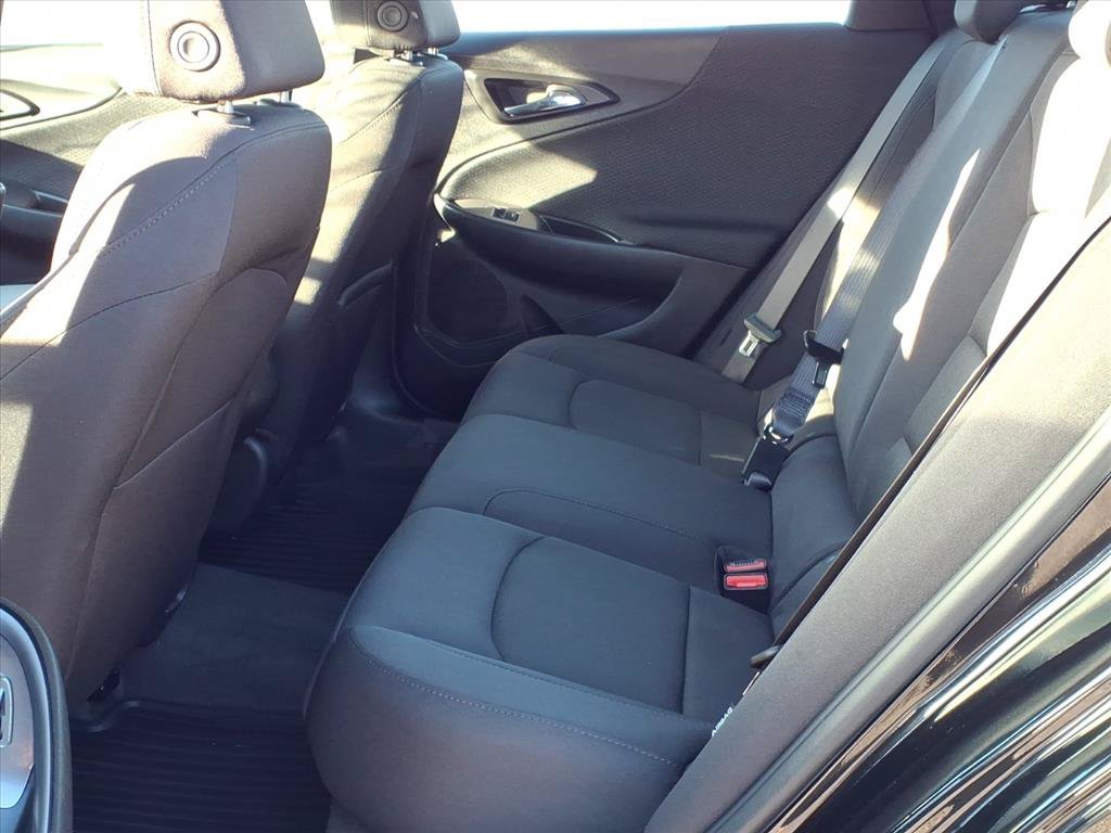 Used 2024 Chevrolet Malibu RS FWD image 5