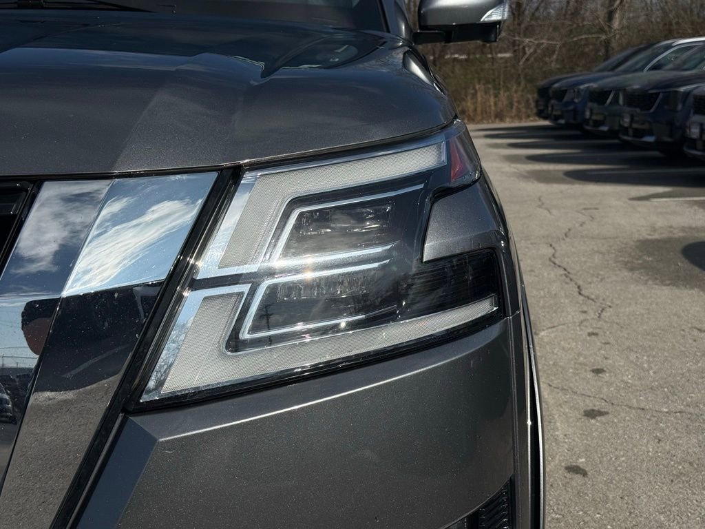 Used 2024 Nissan Armada SL image 4