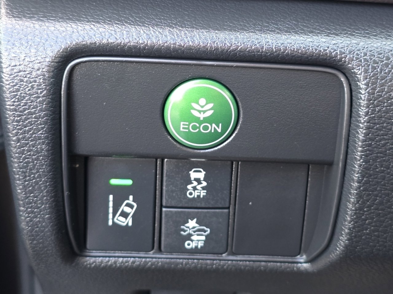 Certified 2017 Honda Accord EX-L image 27