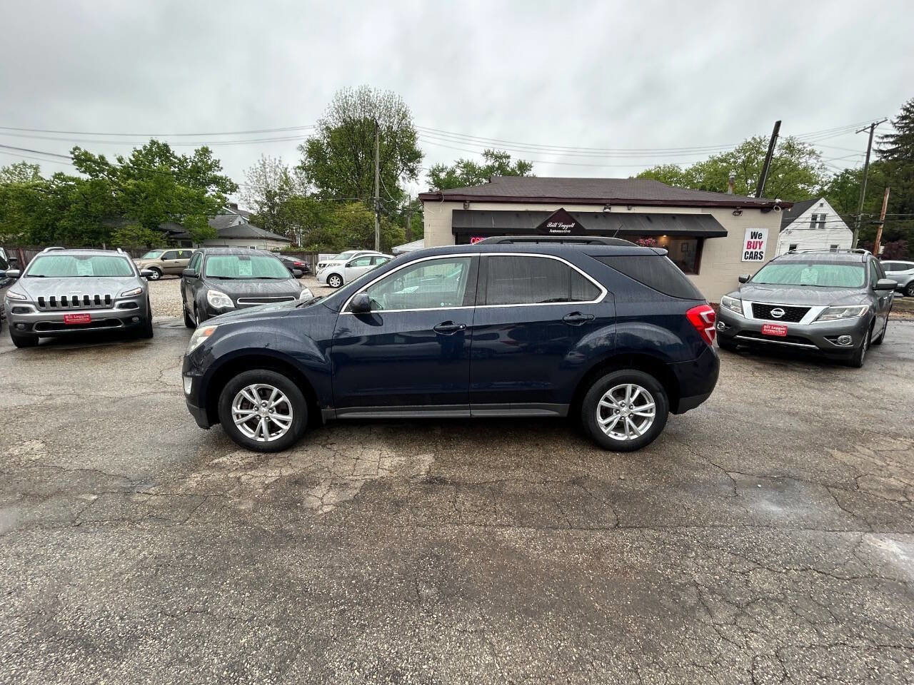 Used 2017 Chevrolet Equinox LT w/ Convenience Package FWD image 4