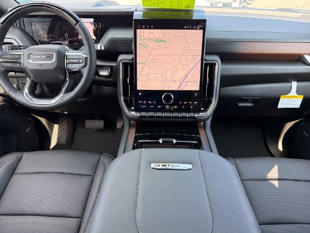 New 2026 GMC Yukon XL Denali w/ Denali Reserve Package AWD/4WD image 9