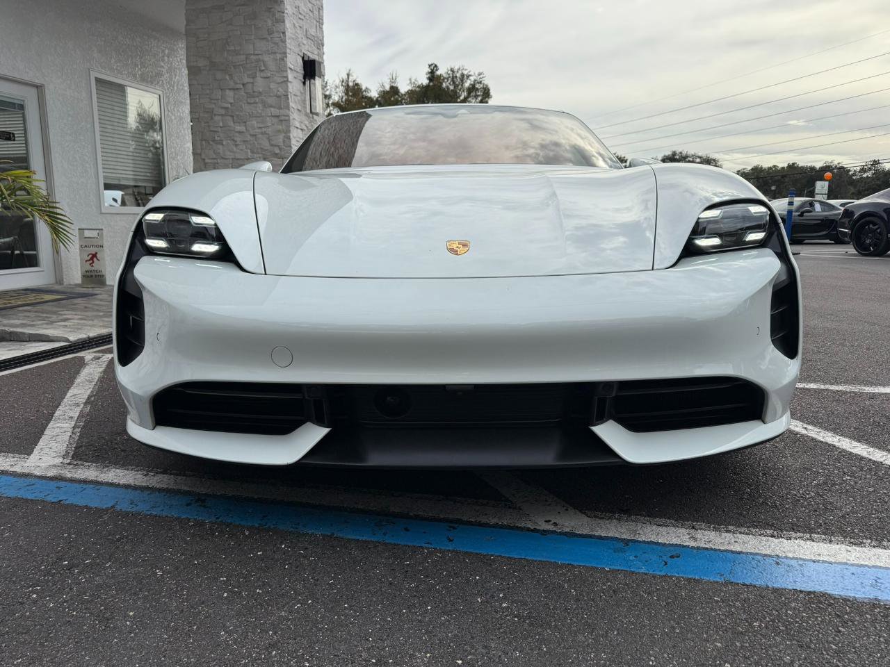 Used 2020 Porsche Taycan AWD/4WD image 12