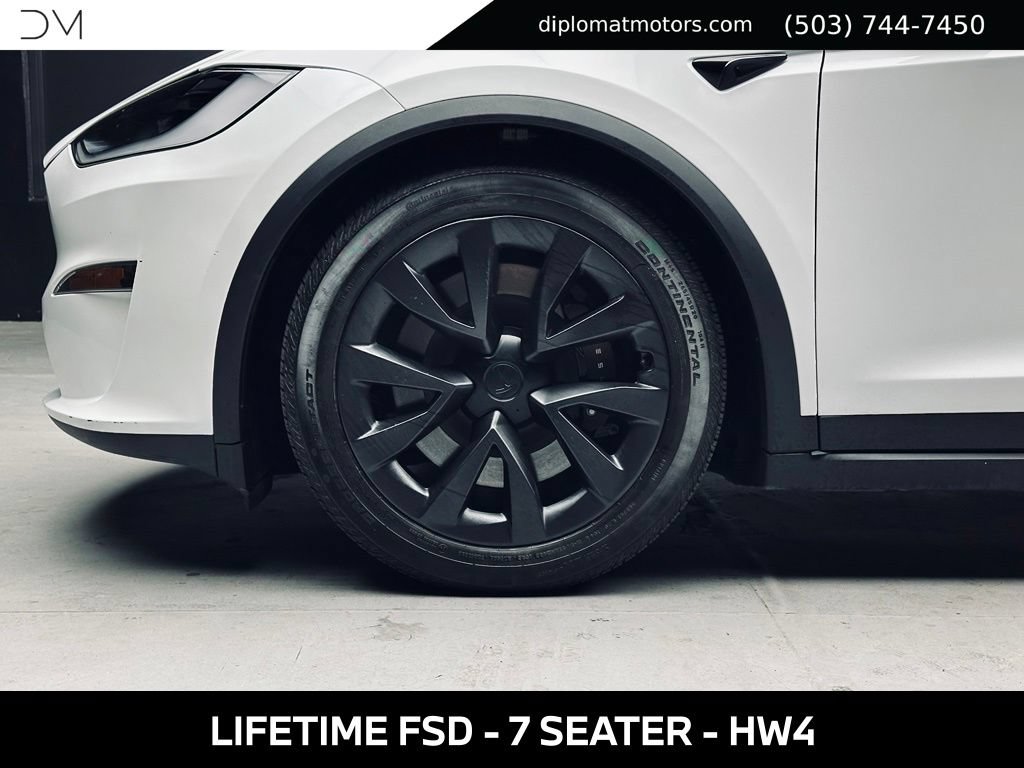 Used 2025 Tesla Model X AWD/4WD image 40