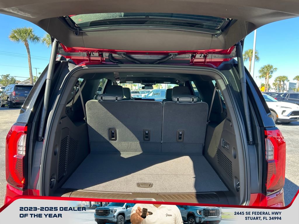 New 2026 GMC Yukon XL Elevation image 10