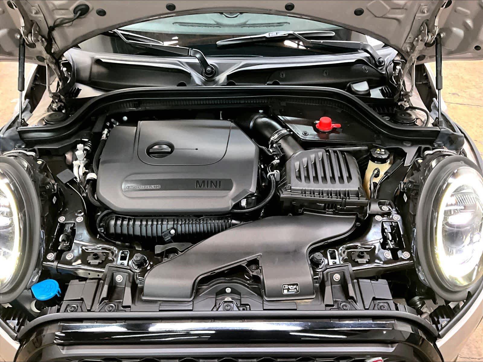 Used 2024 MINI Cooper S w/ Signature Upholstery Package FWD image 13