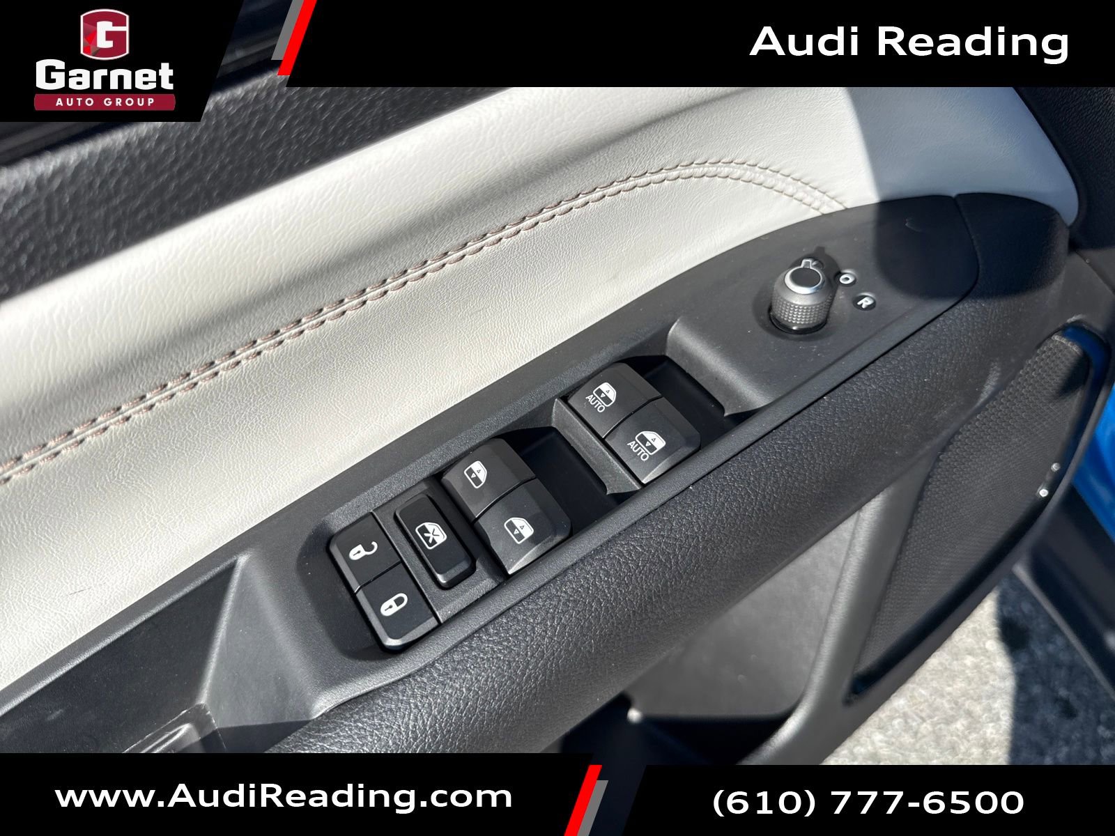 Used 2025 Jeep Compass Limited image 11