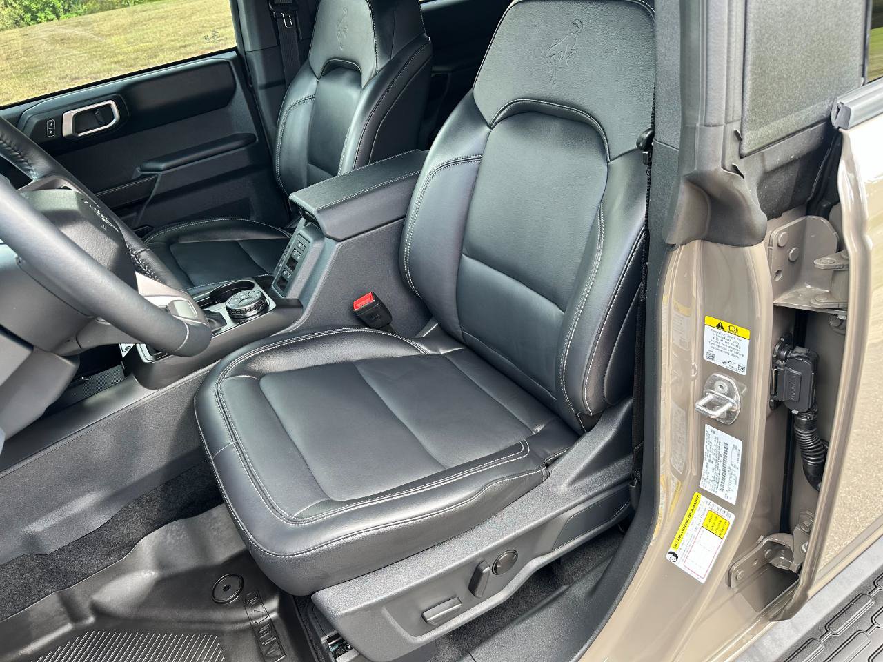 Used 2026 Ford Bronco Outer Banks AWD/4WD image 12