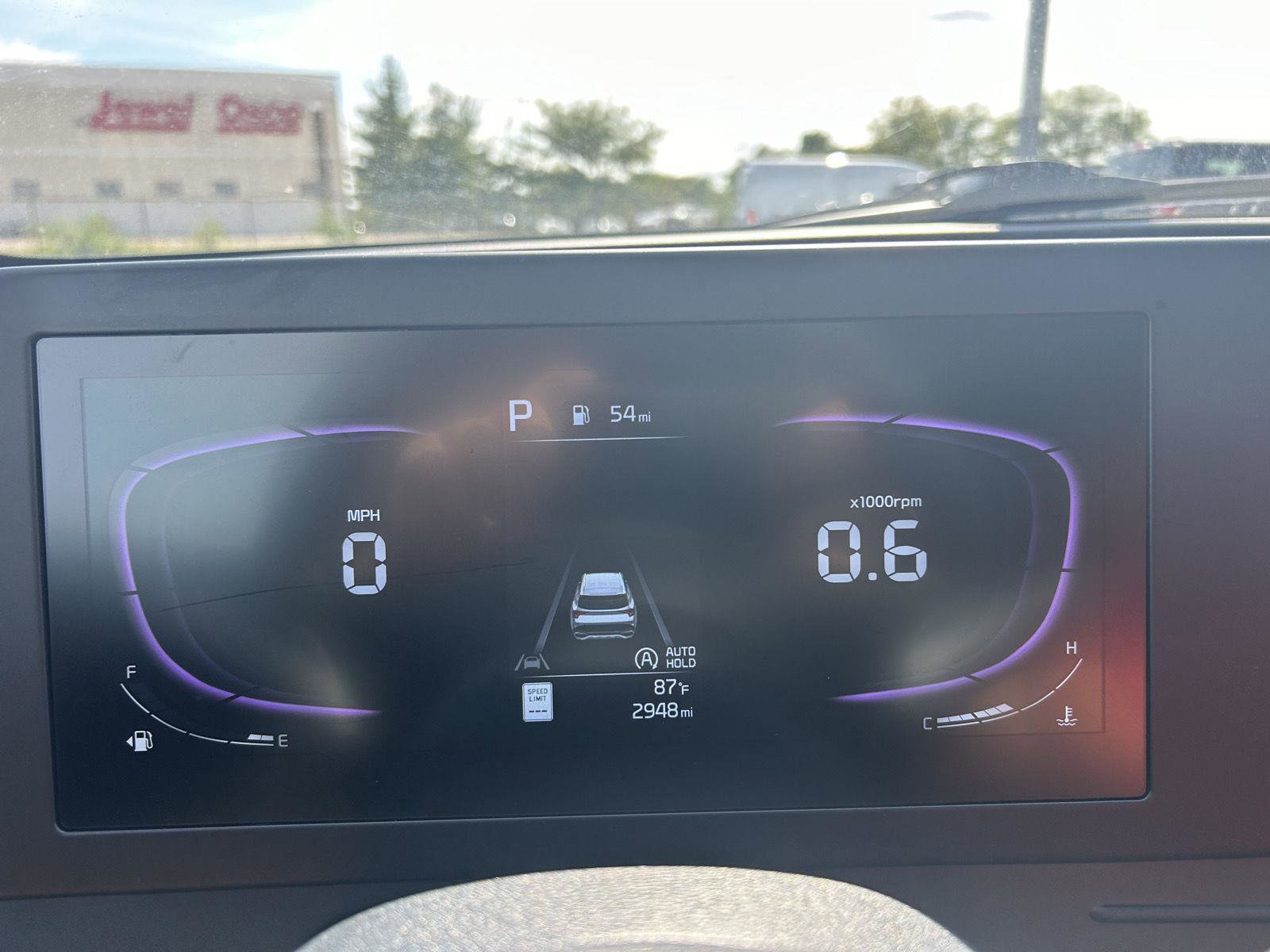 Used 2025 Kia Sportage LX image 8