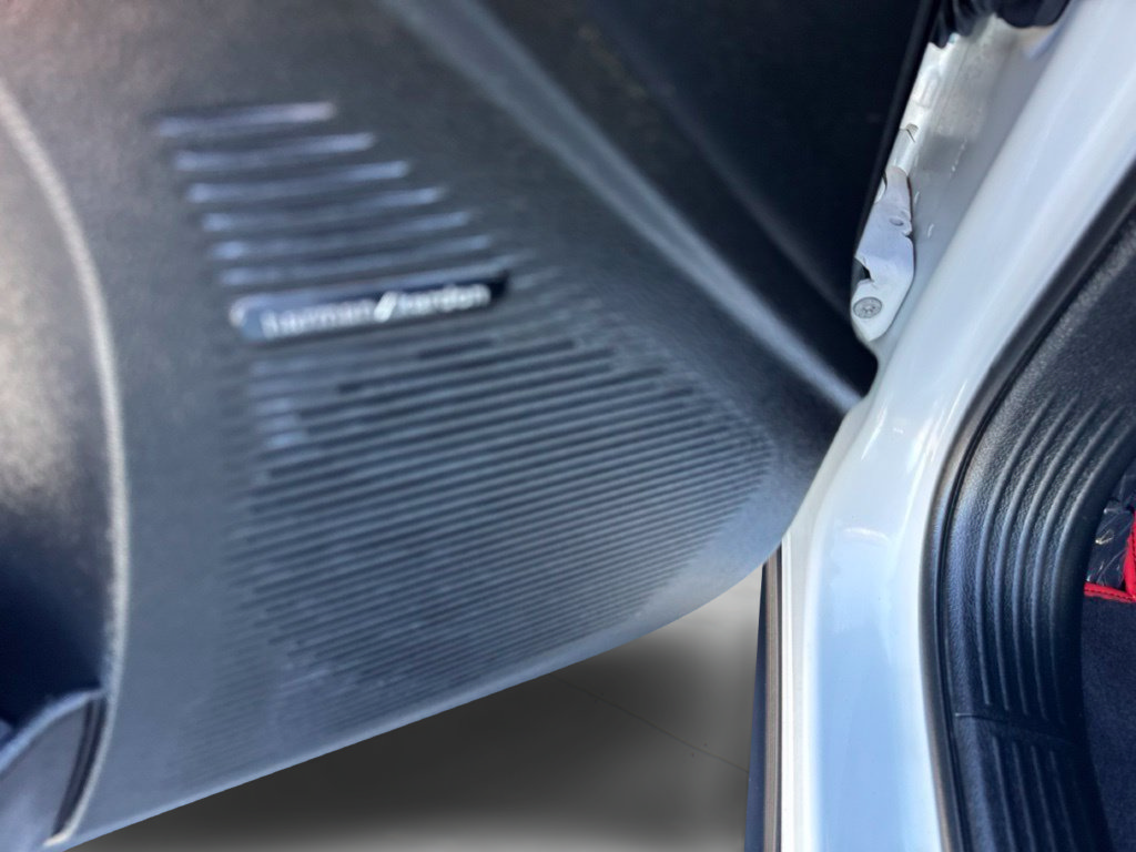 Used 2022 Dodge Challenger SRT Hellcat RWD image 30