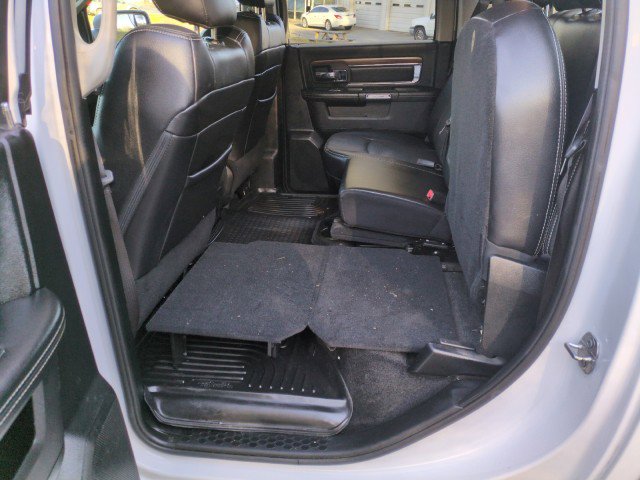 Used 2017 RAM 1500 Laramie image 37