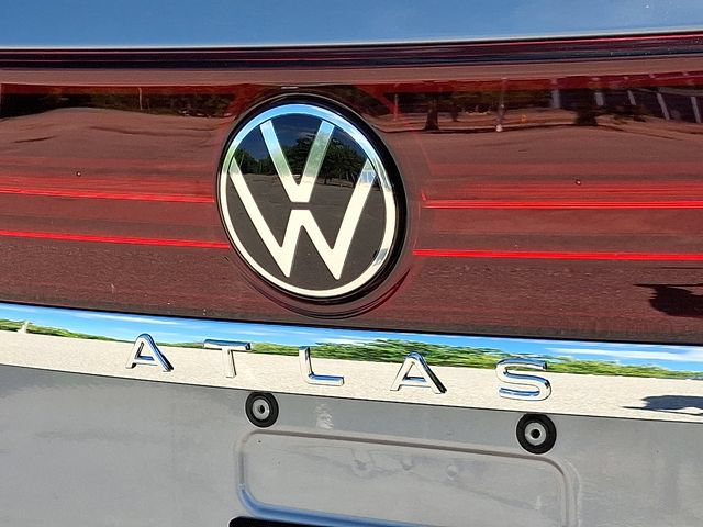 Used 2025 Volkswagen Atlas SE AWD/4WD image 33