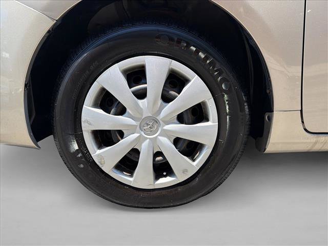Used 2010 Toyota Corolla LE FWD image 9