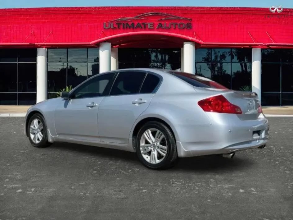 Used 2011 INFINITI G37 x Sedan w/ Premium Pkg AWD/4WD image 4
