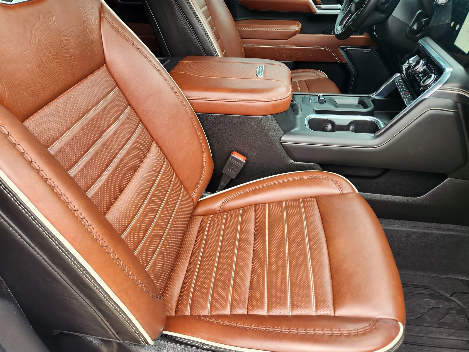 Used 2025 GMC Sierra 2500 Denali Ultimate image 15