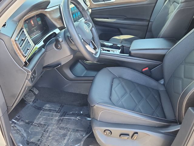 Used 2024 Volkswagen Atlas SE AWD/4WD image 7