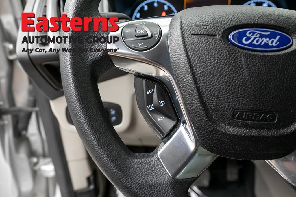 Used 2022 Ford Transit Connect XLT FWD image 14