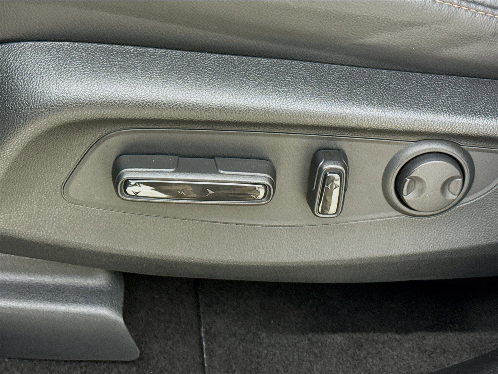 Used 2024 Honda CR-V Sport Touring image 23