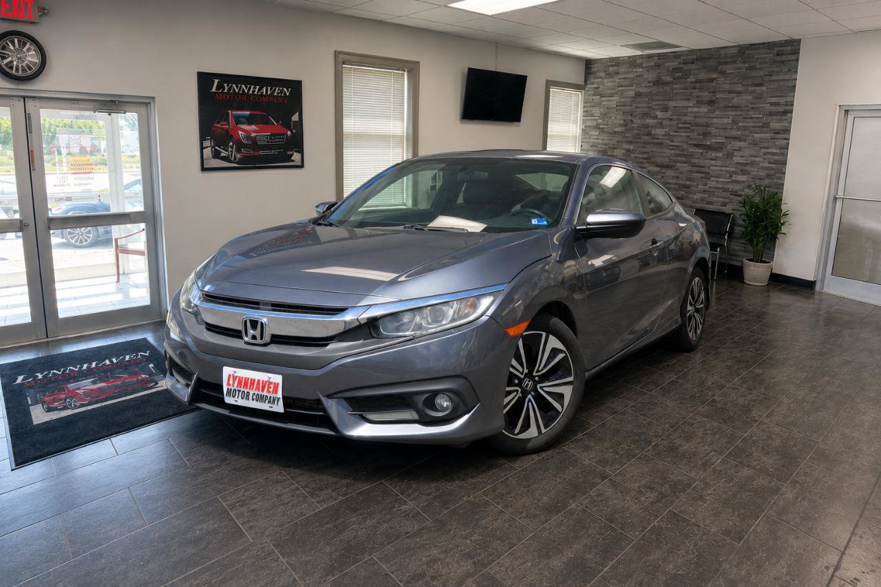Used 2018 Honda Civic EX-T image 3