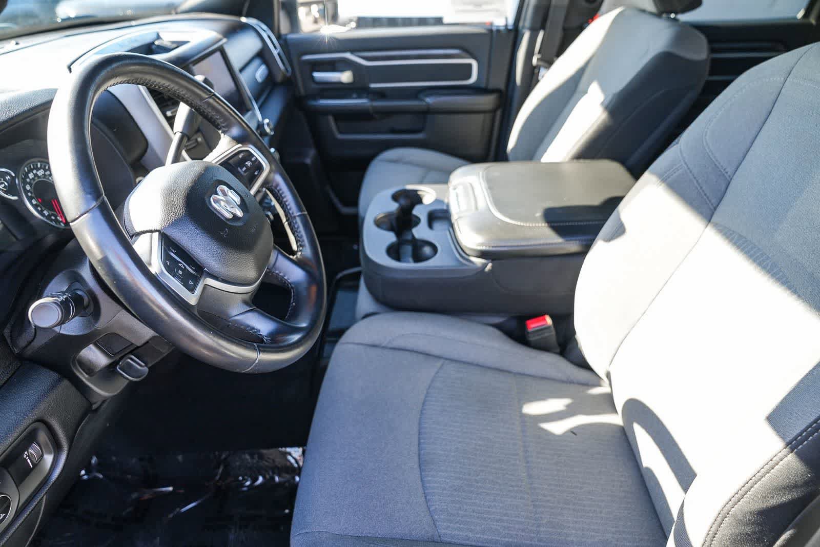 Used 2024 RAM 3500 Big Horn image 16