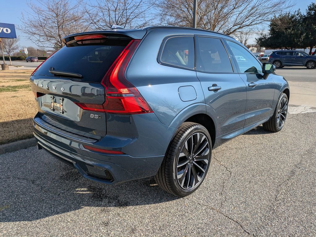 New 2026 Volvo XC60 B5 Ultra w/ Protection Package Premier AWD/4WD image 4