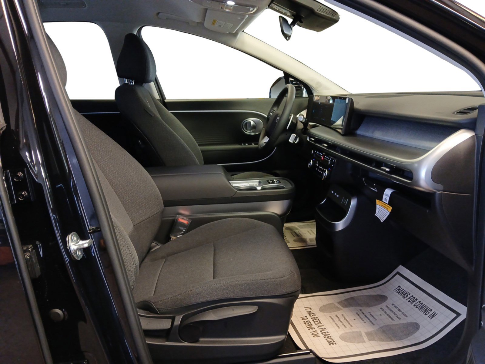 New 2026 Hyundai Ioniq 9 S image 15