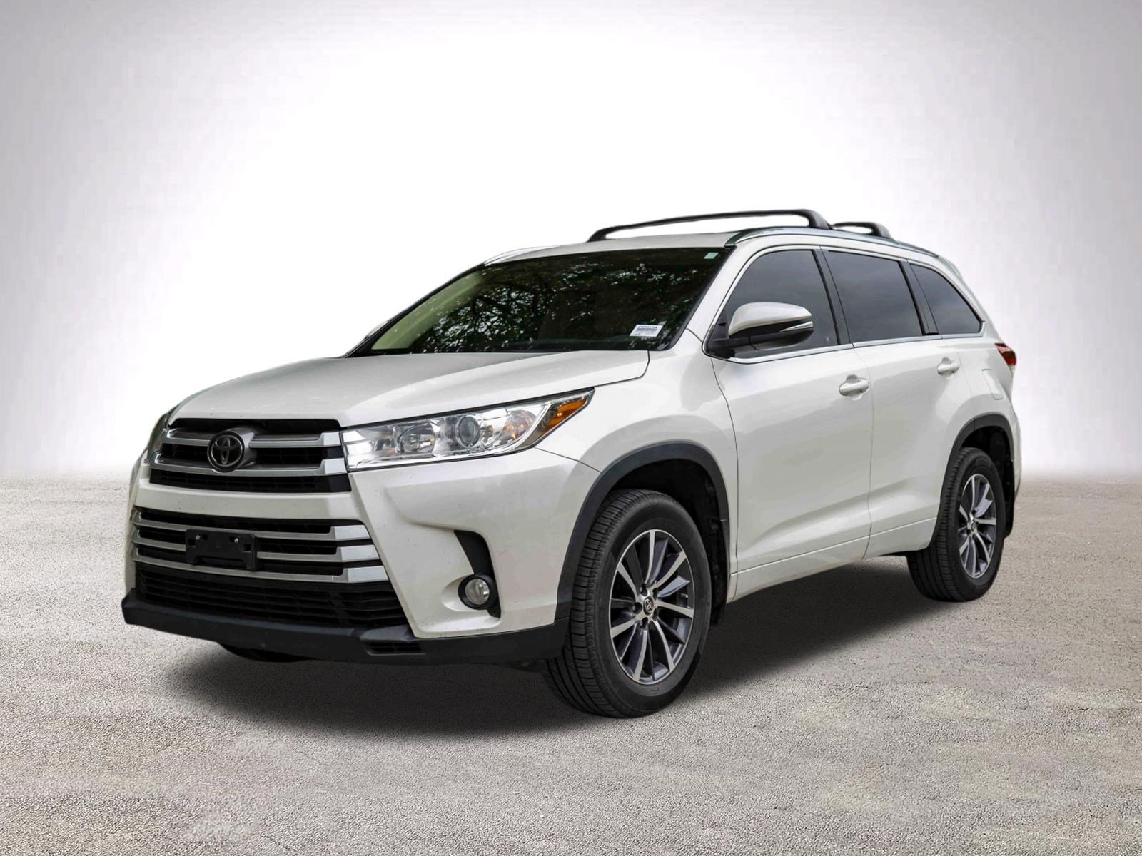Used 2018 Toyota Highlander XLE FWD image 5