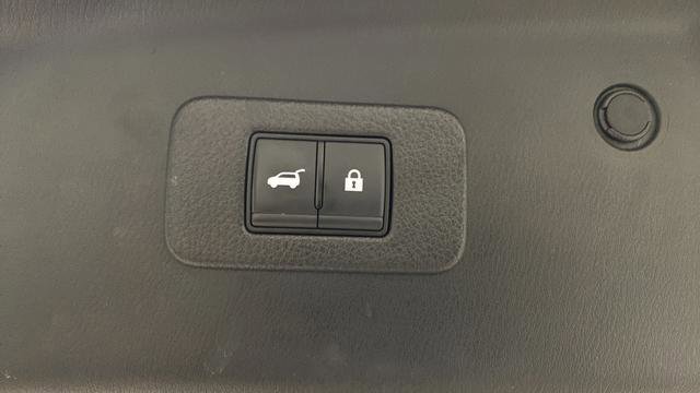 Used 2023 Nissan Armada Platinum w/ Captain's Chairs Package AWD/4WD image 30
