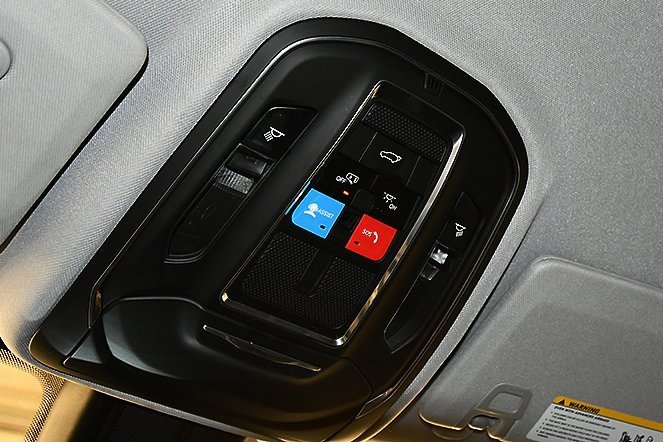 Used 2021 Jeep Grand Cherokee L Limited w/ Luxury Tech Group II image 24