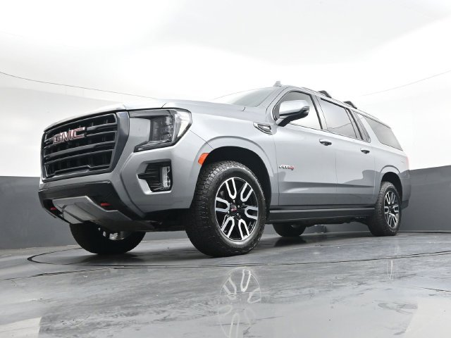 Used 2023 GMC Yukon XL AT4 w/ AT4 Premium Package AWD/4WD image 38