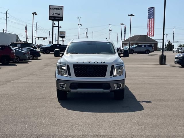 Used 2017 Nissan Titan PRO-4X AWD/4WD image 9