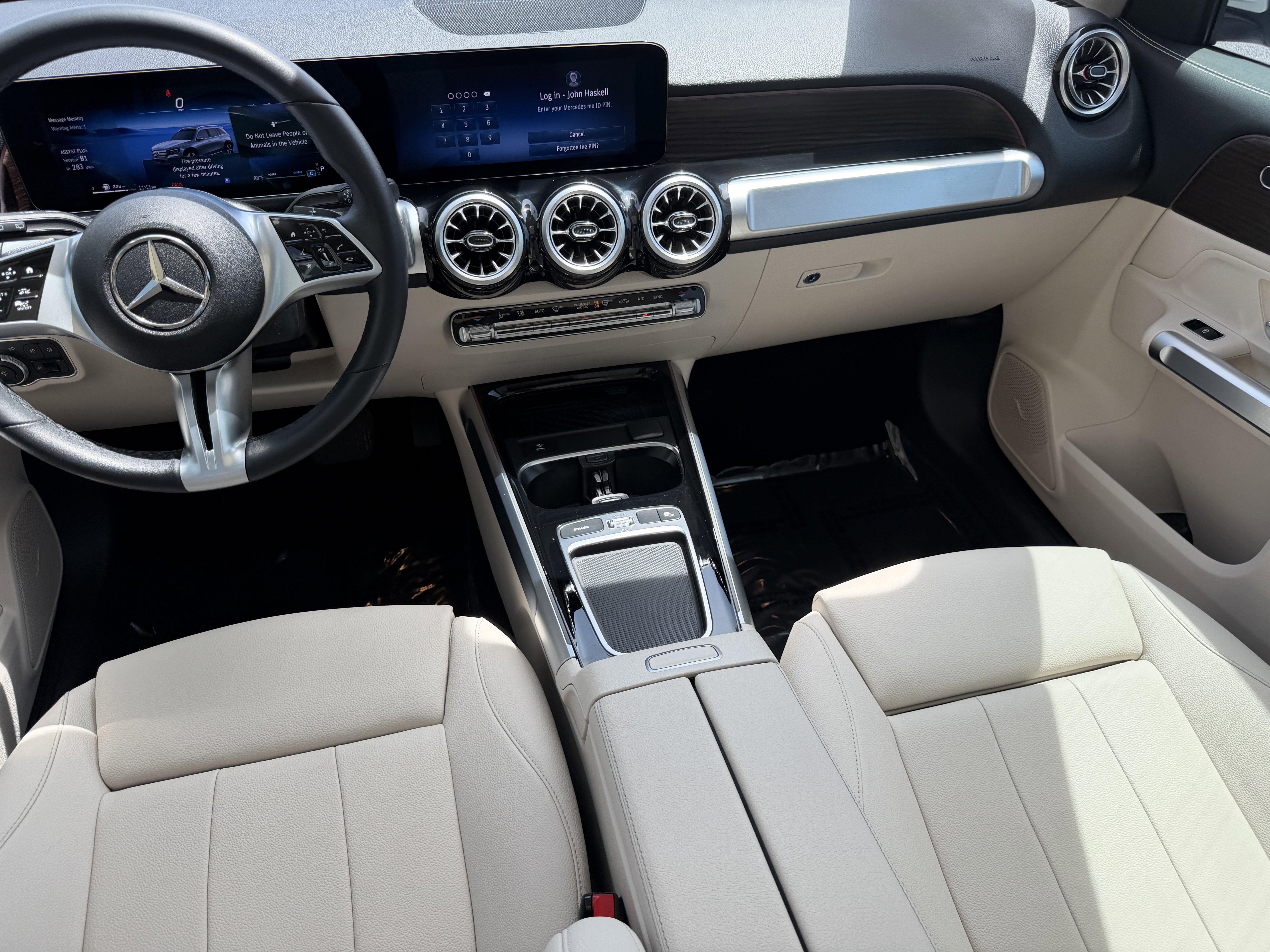 Used 2025 Mercedes-Benz GLB 250 image 15