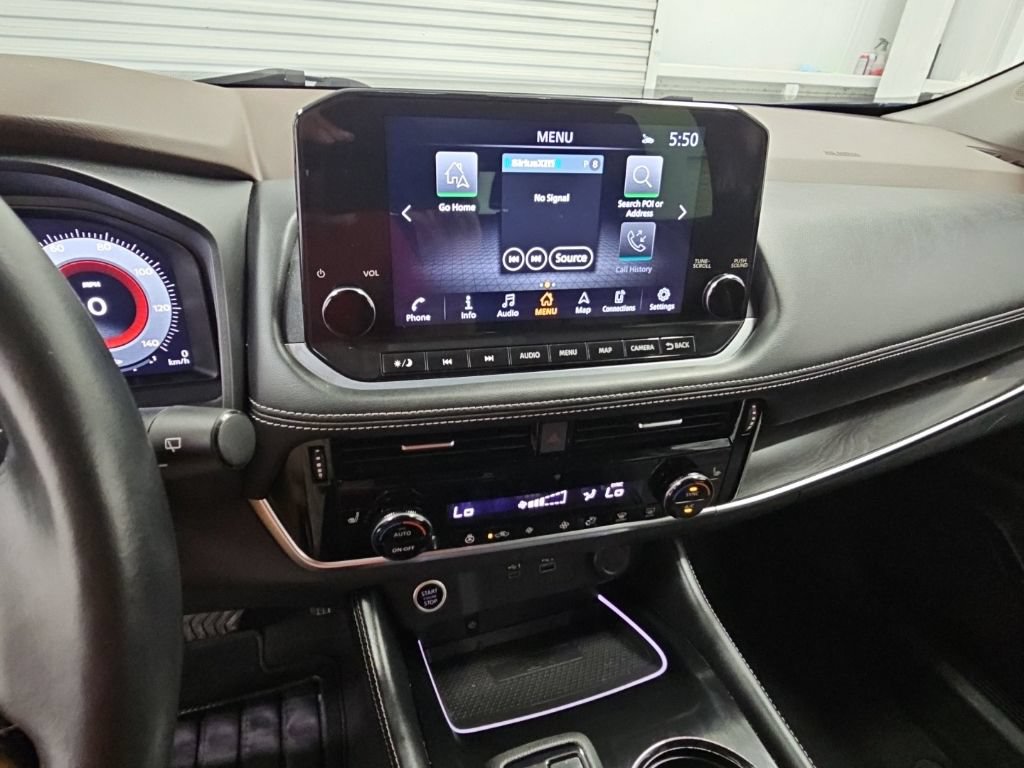 Used 2023 Nissan Rogue Platinum AWD/4WD image 14