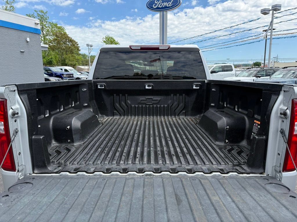 Used 2021 Chevrolet Silverado 1500 Custom w/ LPO, Dark Essentials Package AWD/4WD image 24