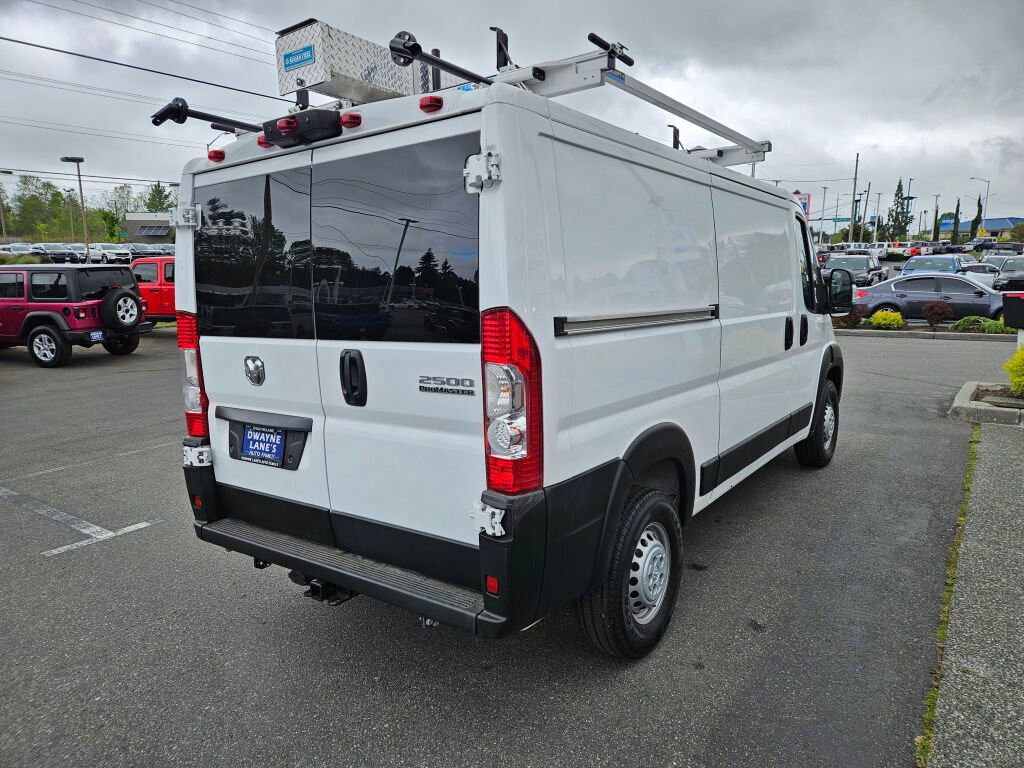 Used 2025 RAM ProMaster 2500 FWD image 5