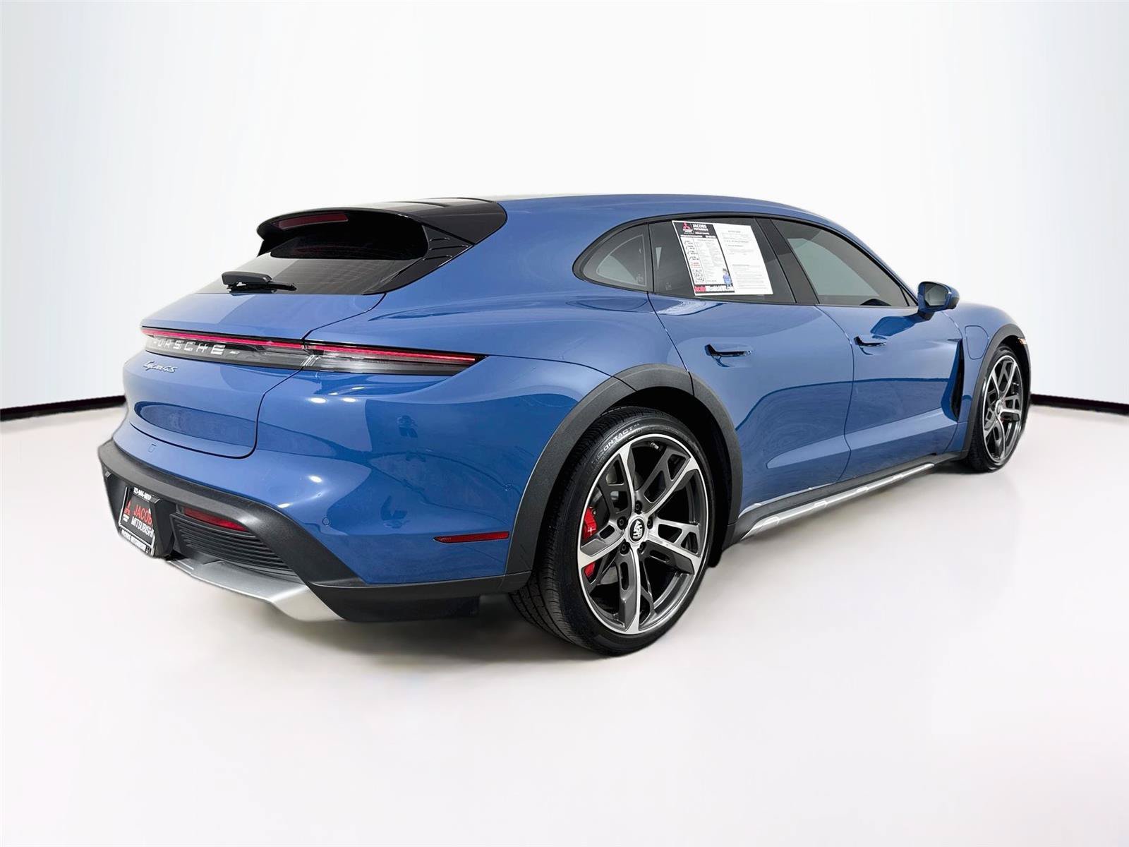 Used 2024 Porsche Taycan 4S AWD/4WD image 39