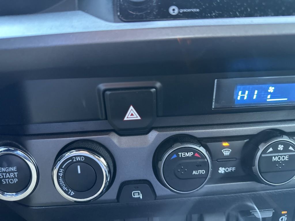 Used 2022 Toyota Tacoma TRD Sport image 15