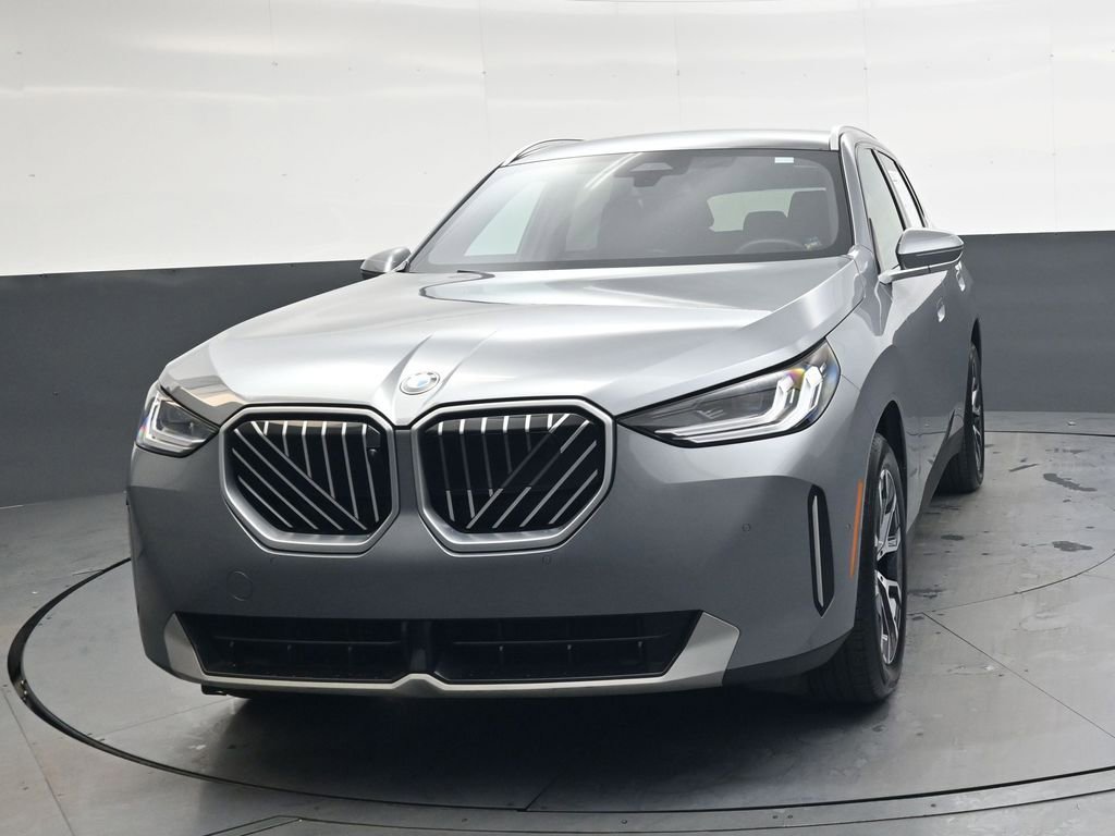 Used 2025 BMW X3 xDrive30i image 9