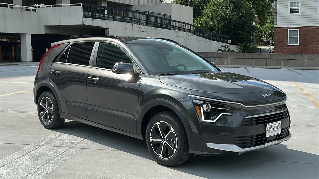 New 2026 Kia Niro EX