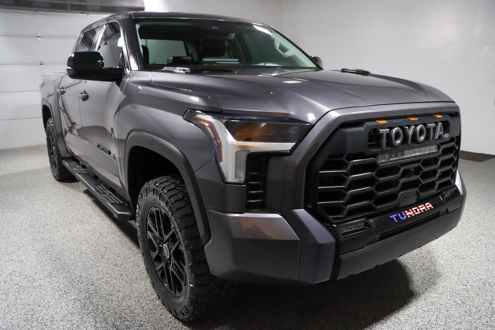 Used 2024 Toyota Tundra Limited w/ Nightshade Package AWD/4WD image 6