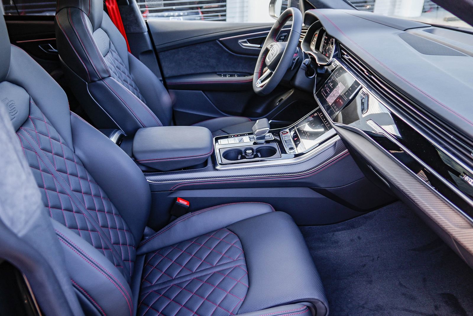 New 2026 Audi SQ8 Prestige image 17