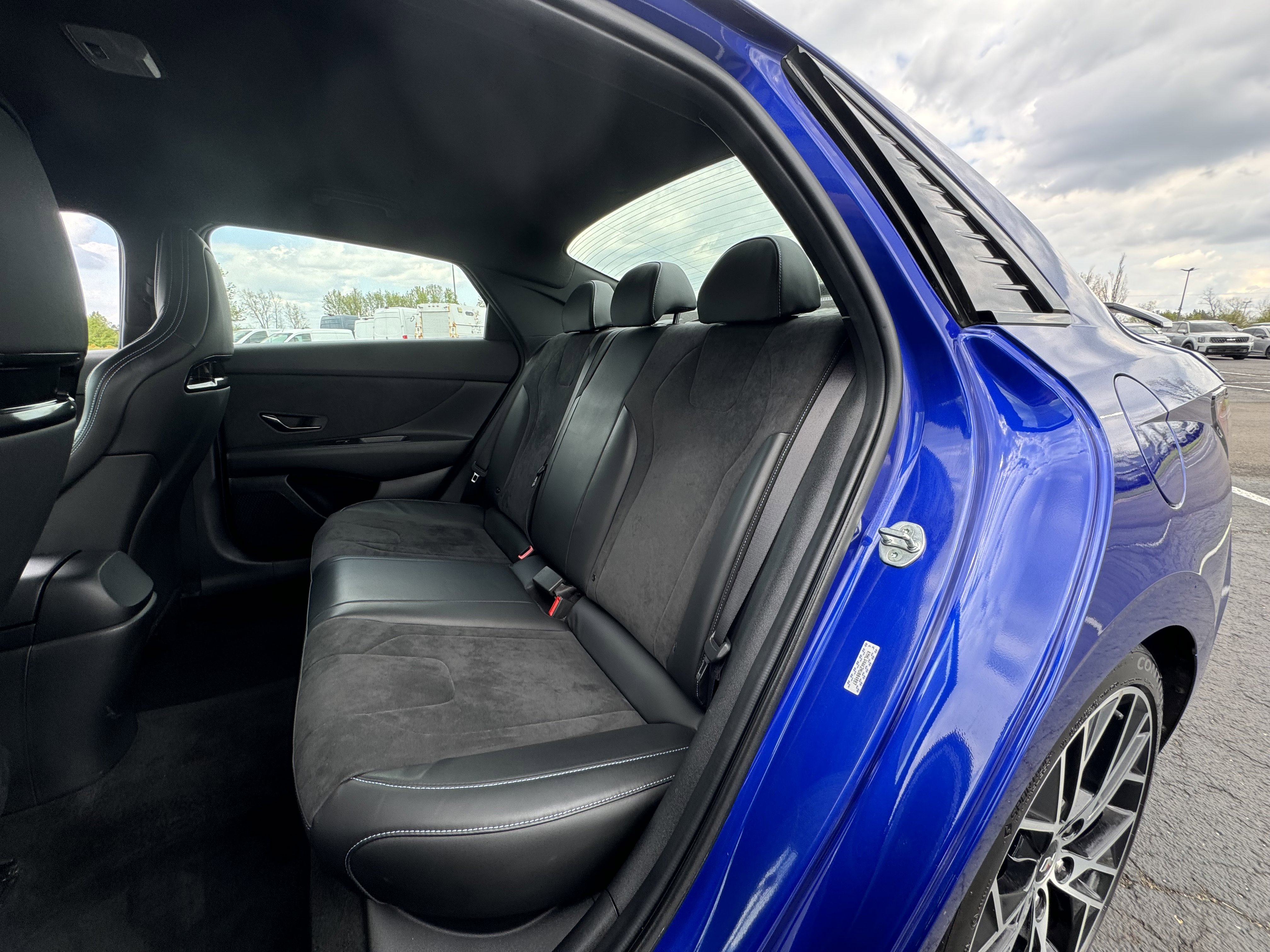 Used 2022 Hyundai Elantra N FWD image 27