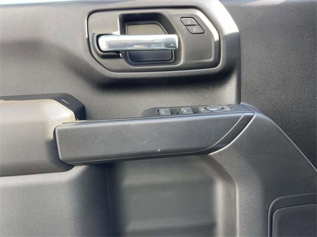 Used 2023 Chevrolet Silverado 2500 Custom w/ Custom Value Package image 17