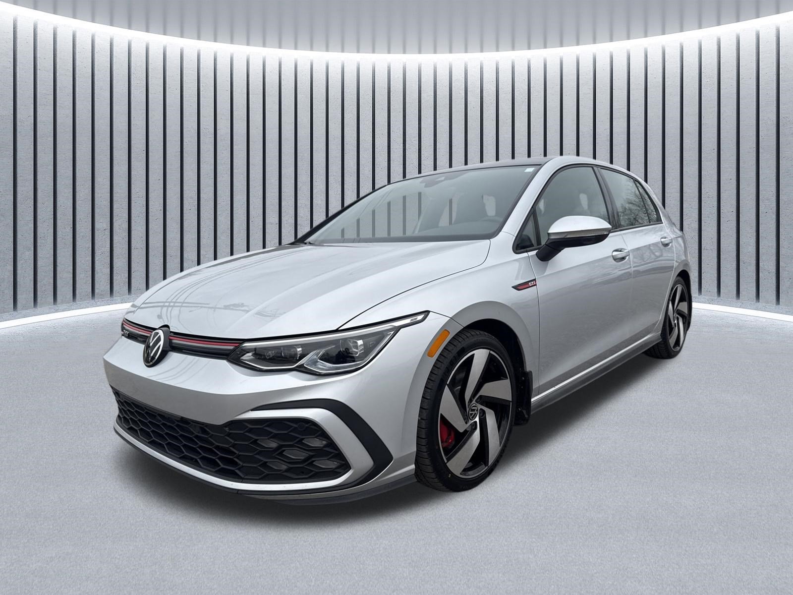 Used 2022 Volkswagen GTI SE image 10