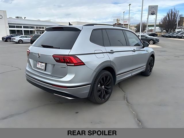 Used 2021 Volkswagen Tiguan SE R-Line w/ 3rd Row Seat Package image 3