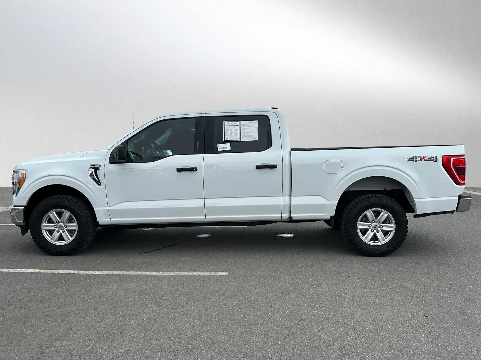 Used 2022 Ford F150 XLT w/ Equipment Group 301A Mid image 4