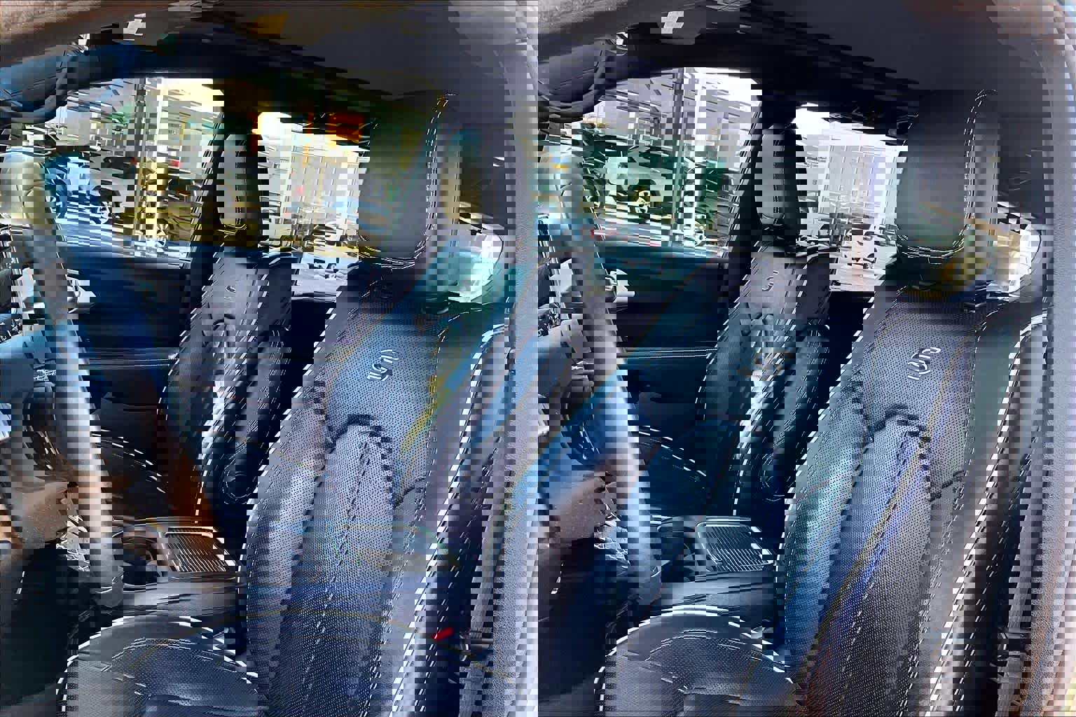 Used 2020 Chrysler Pacifica Limited w/ Advanced Safetytec Group image 9