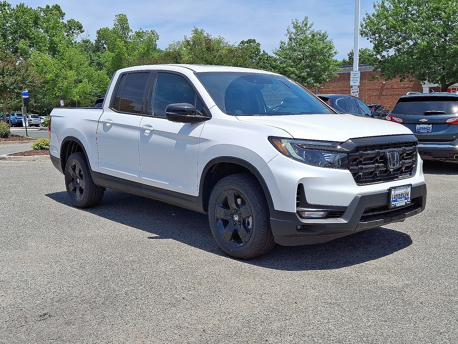 New 2026 Honda Ridgeline Black Edition image 2